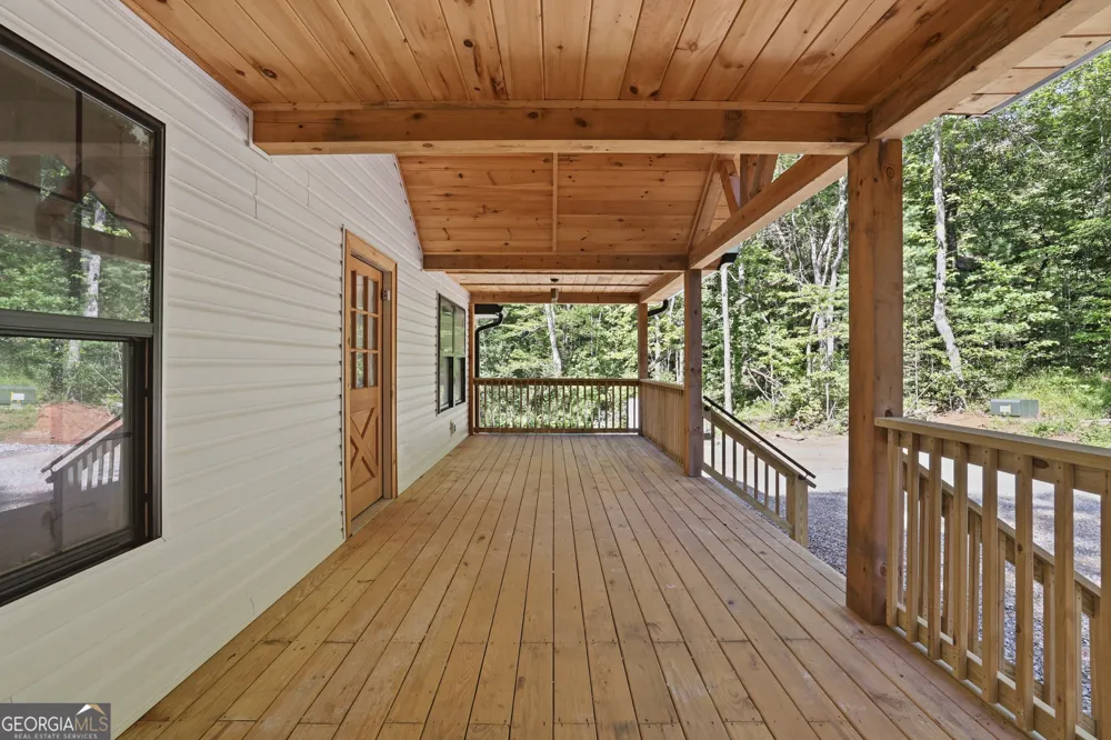 527 Jim Carter RD Clarkesville, GA 30523