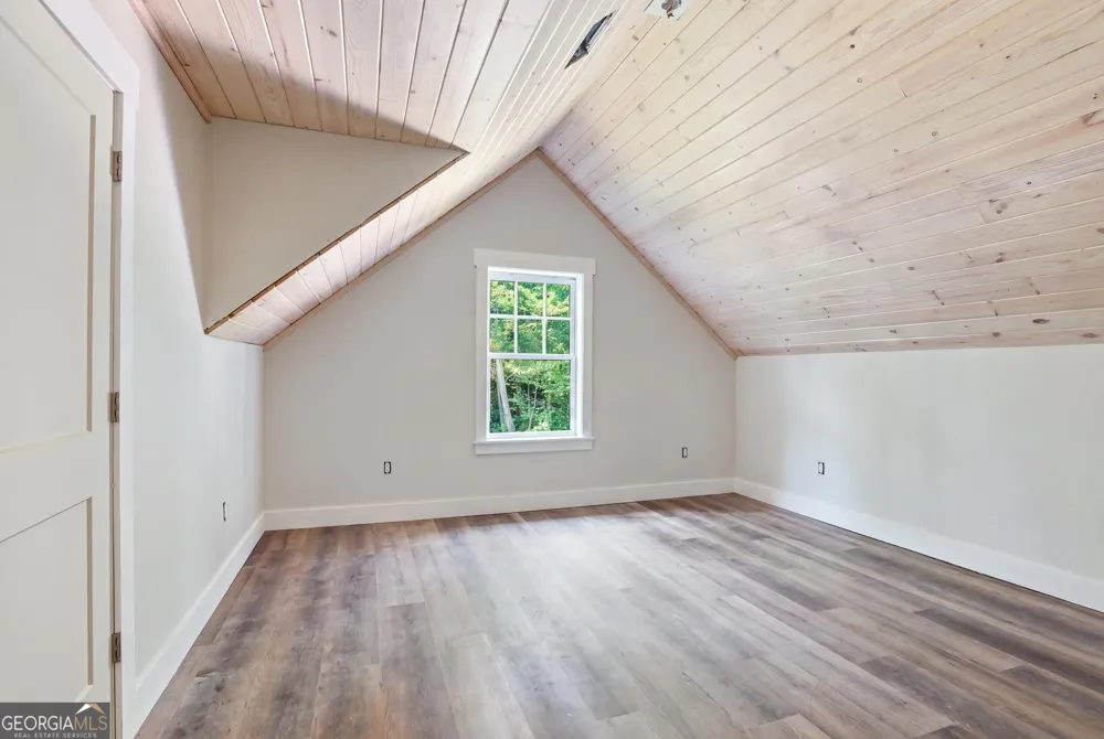 527 Jim Carter RD Clarkesville, GA 30523