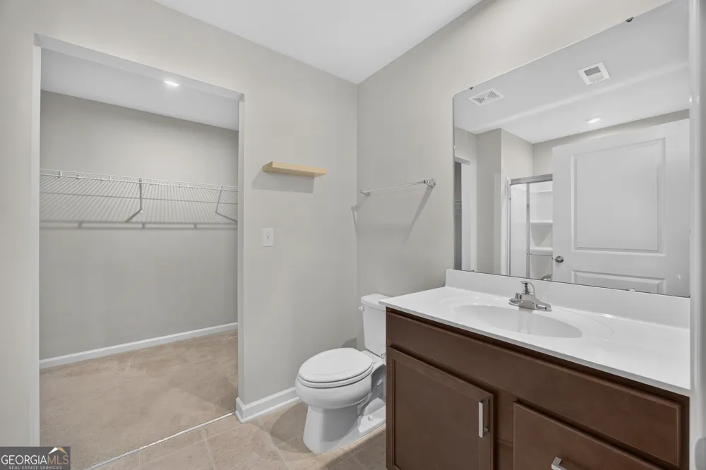 309 Cooper LN Calhoun, GA 30701