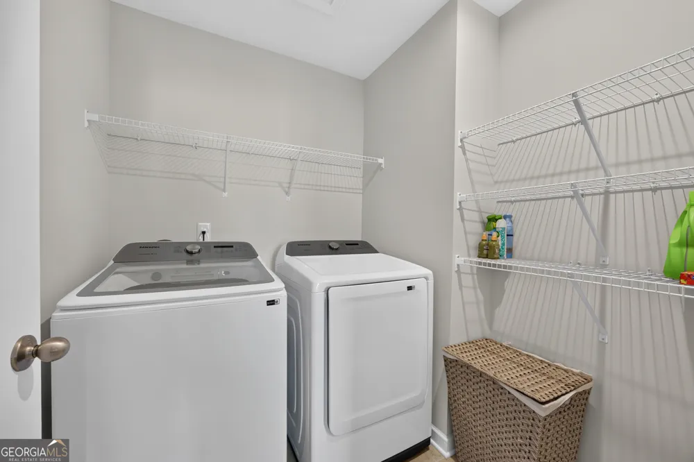 309 Cooper LN Calhoun, GA 30701