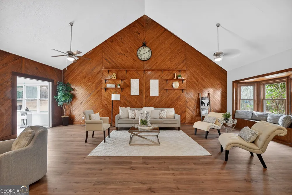 12 Clearwater RD Sharpsburg, GA 30277