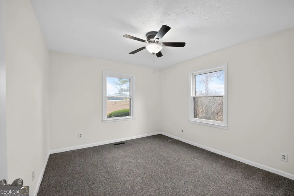 12 Clearwater RD Sharpsburg, GA 30277