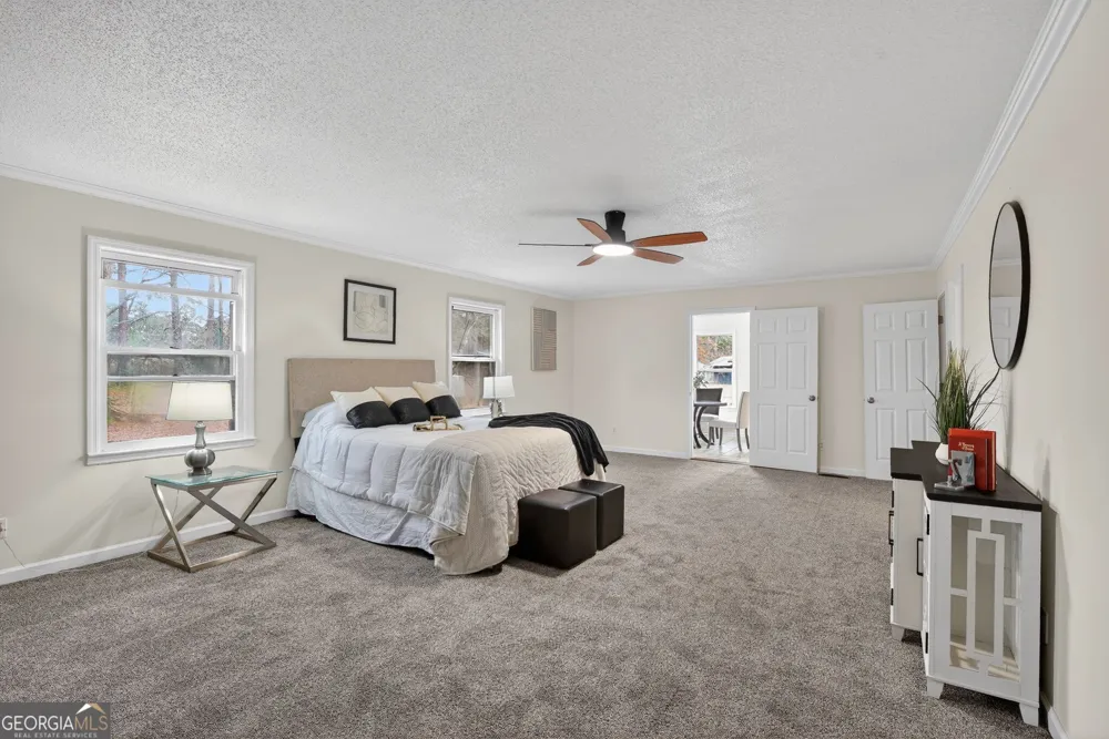 12 Clearwater RD Sharpsburg, GA 30277