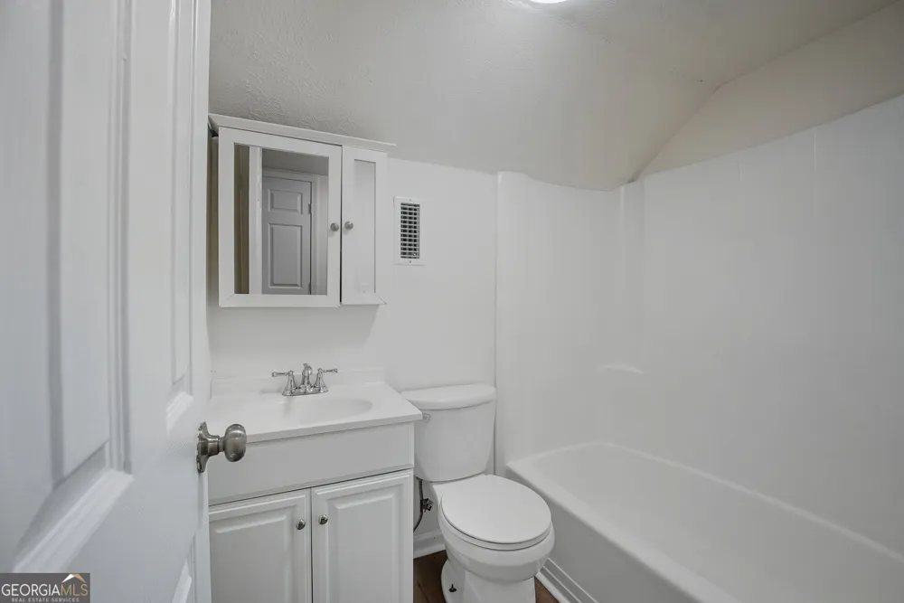12 Clearwater RD Sharpsburg, GA 30277