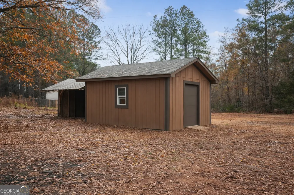 12 Clearwater RD Sharpsburg, GA 30277
