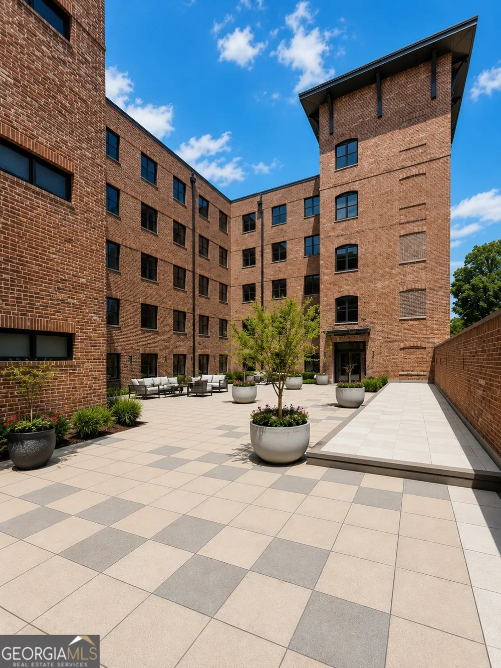 110 N Markley ST Greenville, SC 29601