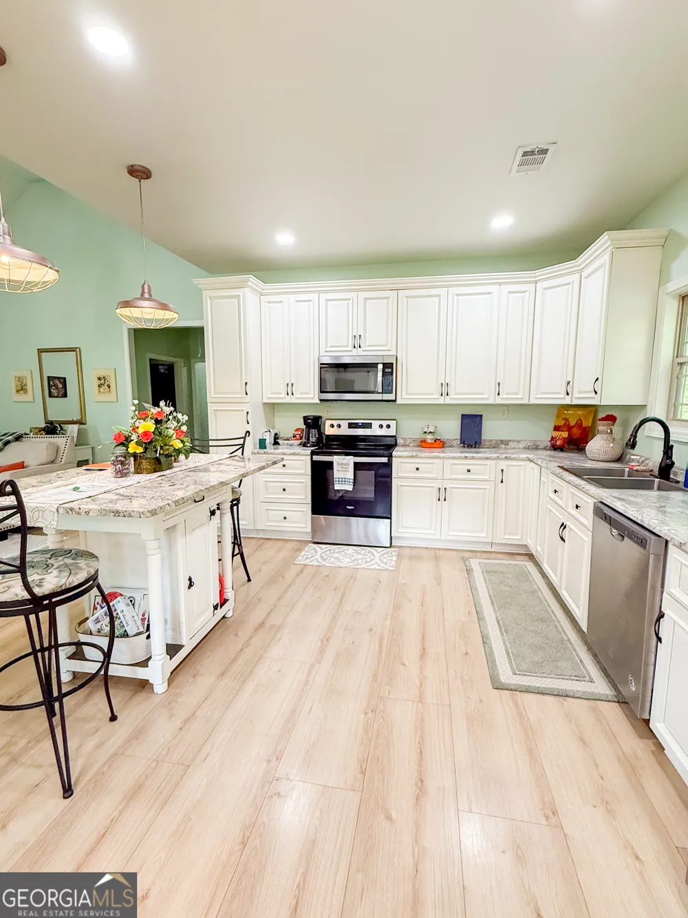 110 Bethel Village RD Eastman, GA 31023