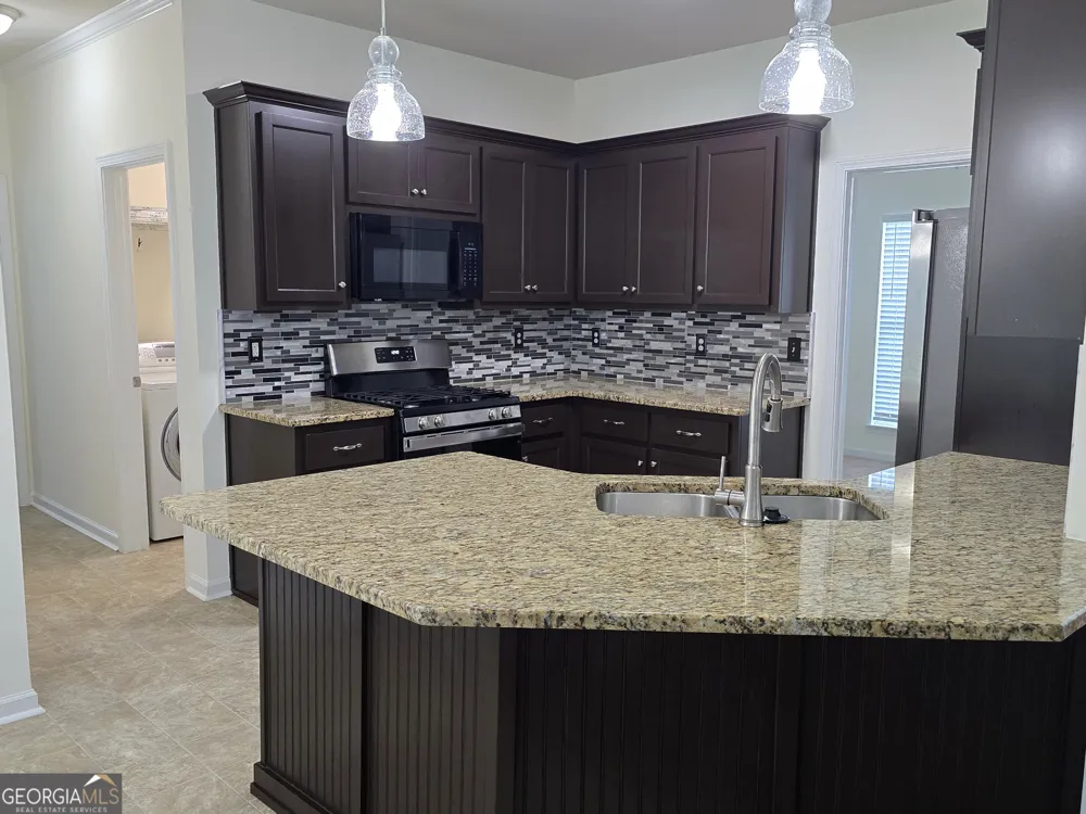 105 Boston CT LaGrange, GA 30241