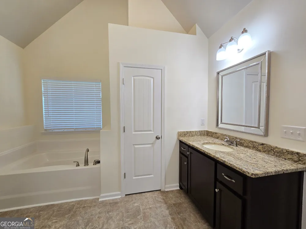 105 Boston CT LaGrange, GA 30241