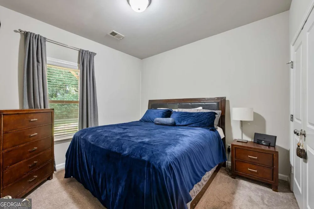 211 Mahone DR Lilburn, GA 30047