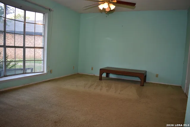 6142 LYNGROVE ST San Antonio, TX 78249