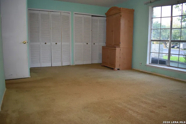 6142 LYNGROVE ST San Antonio, TX 78249