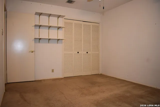 6142 LYNGROVE ST San Antonio, TX 78249