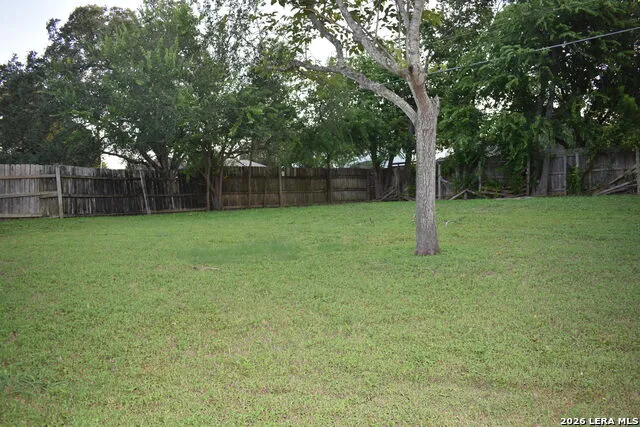 6142 LYNGROVE ST San Antonio, TX 78249