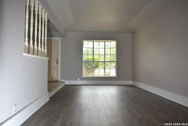6142 LYNGROVE ST San Antonio, TX 78249