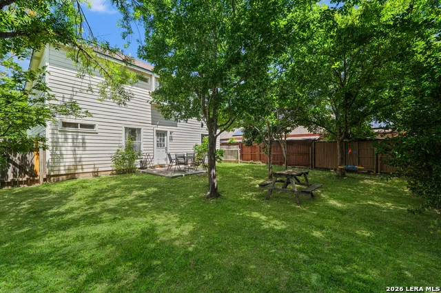 7930 Veleta San Antonio, TX 78250