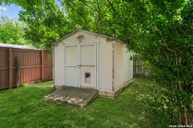7930 Veleta San Antonio, TX 78250