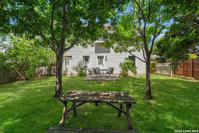 7930 Veleta San Antonio, TX 78250