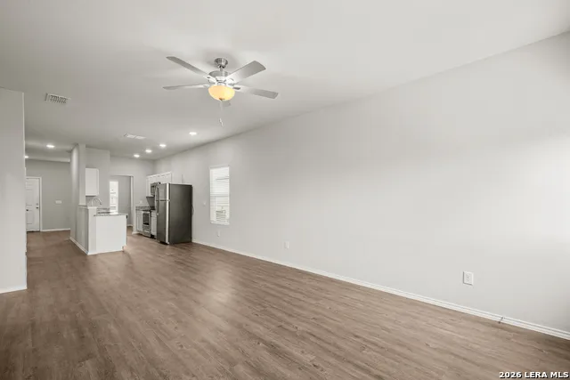 3238 Farm Oak San Antonio, TX 78223