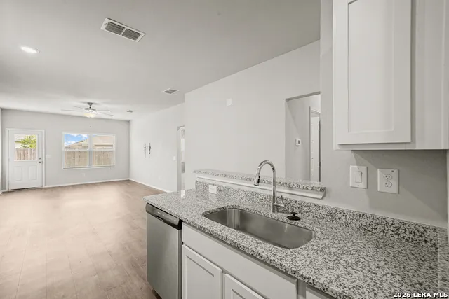 3238 Farm Oak San Antonio, TX 78223