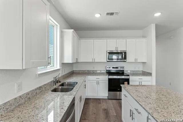 13344 PALM FROND San Antonio, TX 78245