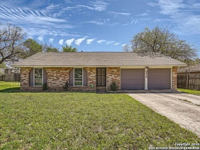 6410 Ridge Village Dr San Antonio, TX 78233