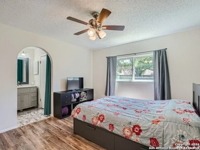 6410 Ridge Village Dr San Antonio, TX 78233