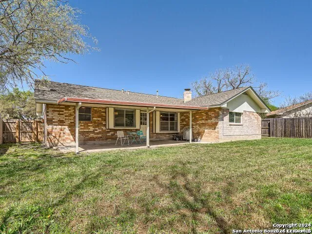6410 Ridge Village Dr San Antonio, TX 78233