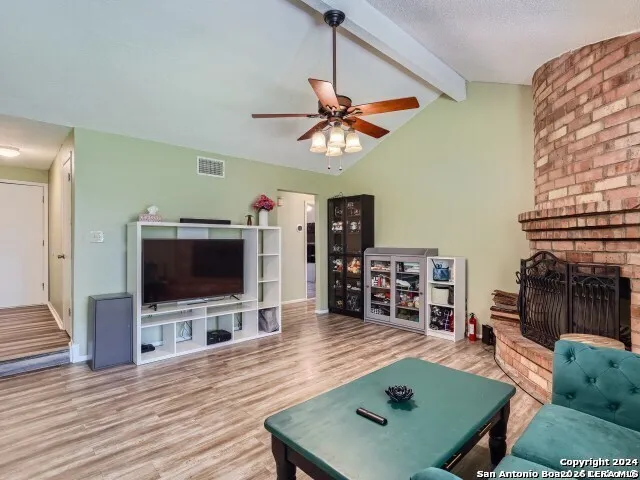 6410 Ridge Village Dr San Antonio, TX 78233