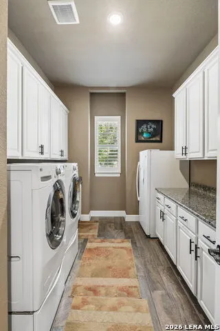 808 DANCING OAK LN San Marcos, TX 78666