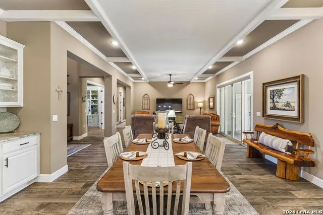 808 DANCING OAK LN San Marcos, TX 78666