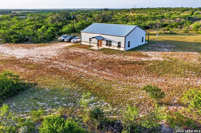185 Pr 7460 Kenedy, TX 78119