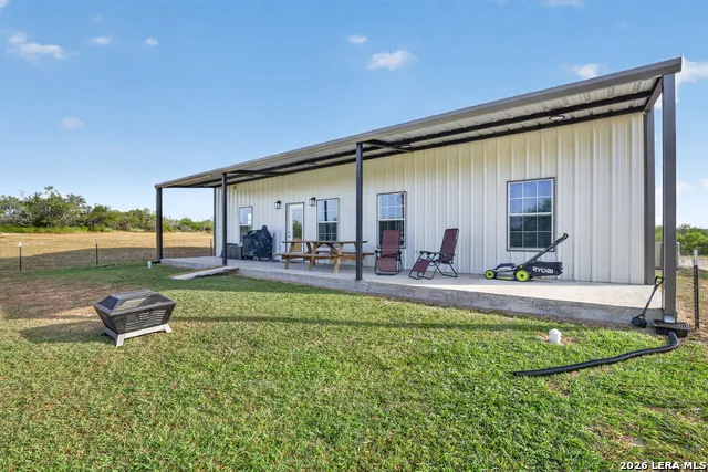185 Pr 7460 Kenedy, TX 78119