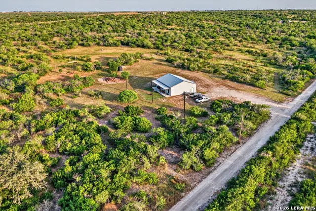 185 Pr 7460 Kenedy, TX 78119