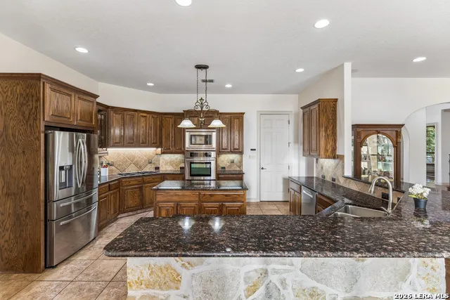 911 Fawnway San Antonio, TX 78260