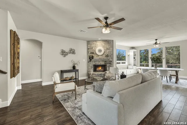 1621 Angolo New Braunfels, TX 78132