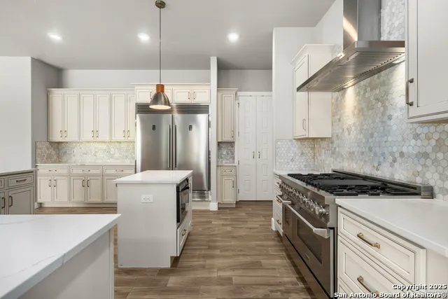 250 Private Road 2775 Mico, TX 78056