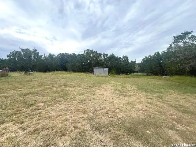 230 Teague Rd Kerrville, TX 78028