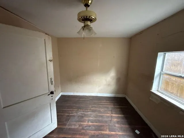 910 GREEN ST San Antonio, TX 78225