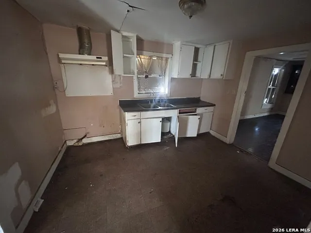 910 GREEN ST San Antonio, TX 78225