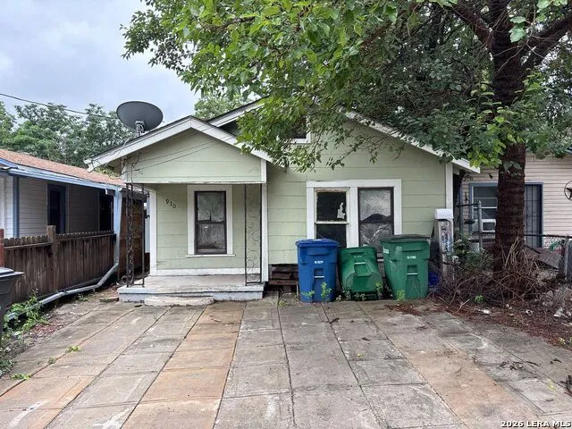 910 GREEN ST San Antonio, TX 78225