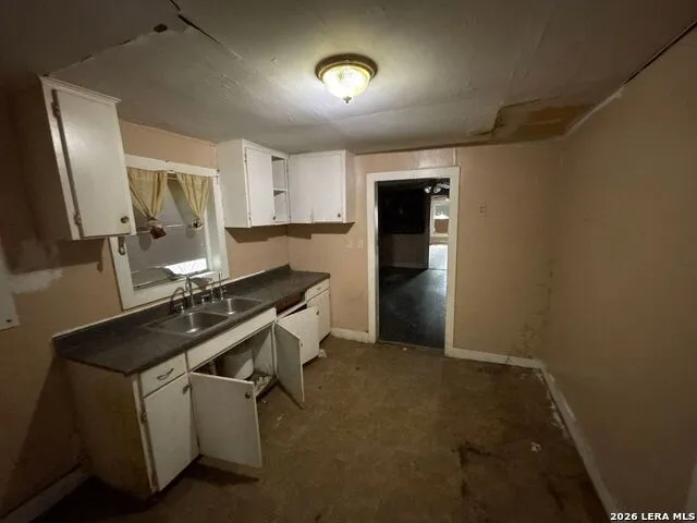 910 GREEN ST San Antonio, TX 78225