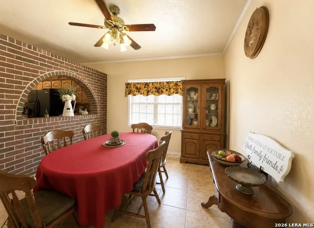 3108 Fm 190 Asherton, TX 78827