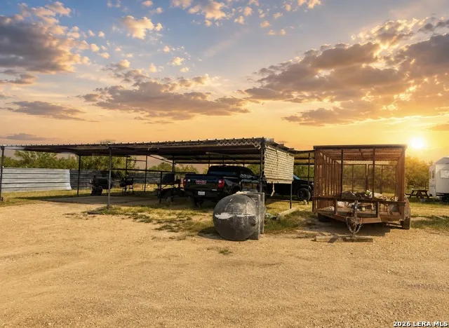 3108 Fm 190 Asherton, TX 78827