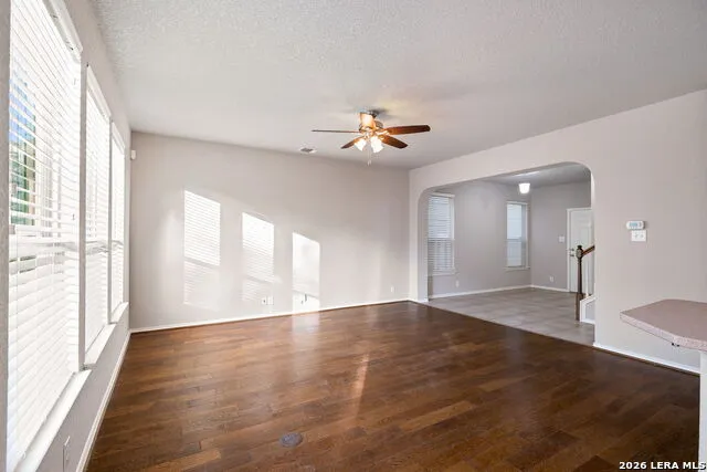 5435 Bright Run San Antonio, TX 78240