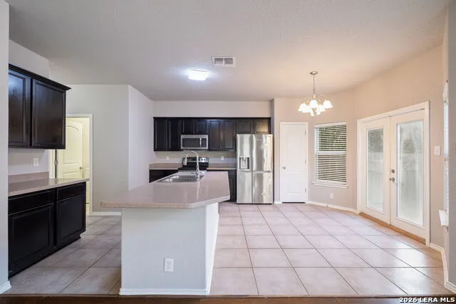 5435 Bright Run San Antonio, TX 78240