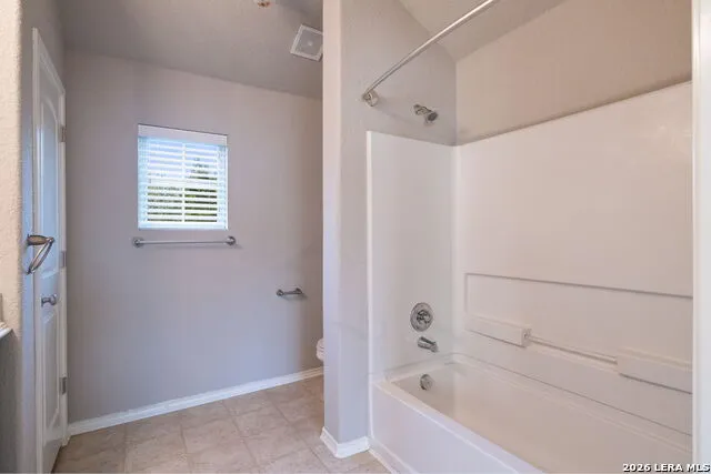 5435 Bright Run San Antonio, TX 78240