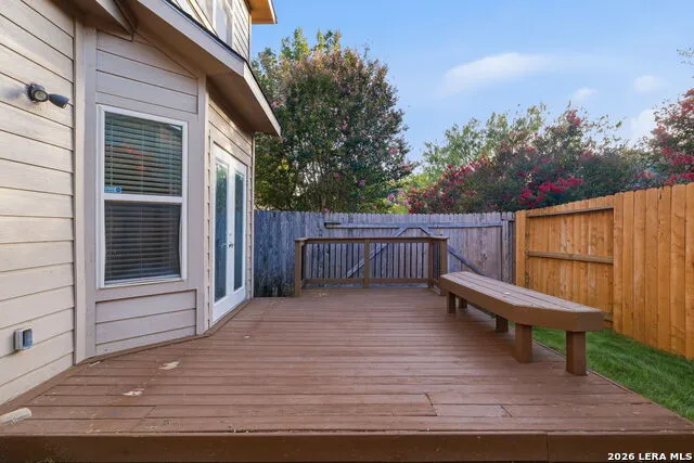 5435 Bright Run San Antonio, TX 78240