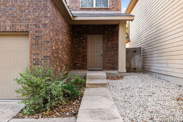 5435 Bright Run San Antonio, TX 78240
