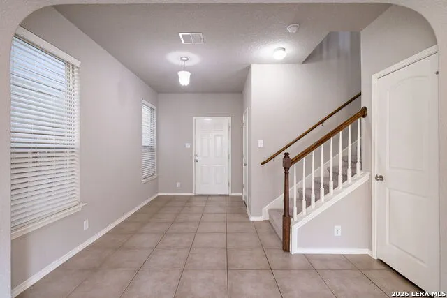 5435 Bright Run San Antonio, TX 78240
